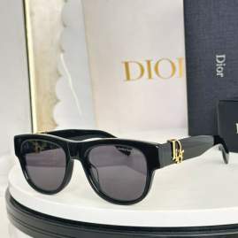 Picture of Dior Sunglasses _SKUfw77169273fw